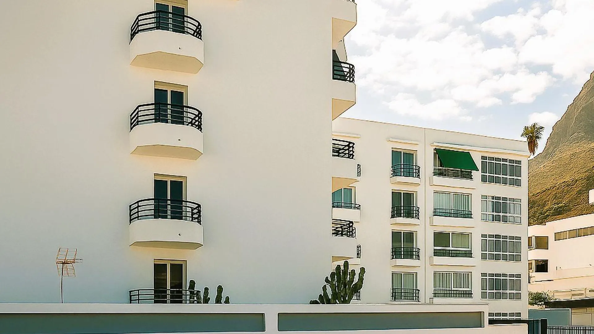 Apartamento Live Punta Columbus Pool & Beach Front Punta Del Hidalgo España